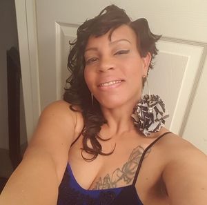 Meet your Posher, Mesha